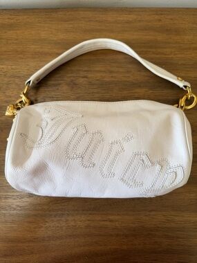 Juicy Couture White Leather Shoulder Bag Y2K Embossed Logo Gold Chain